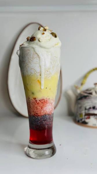Vanilla Falooda